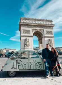 Bas & Catalina in Paris on a tour
